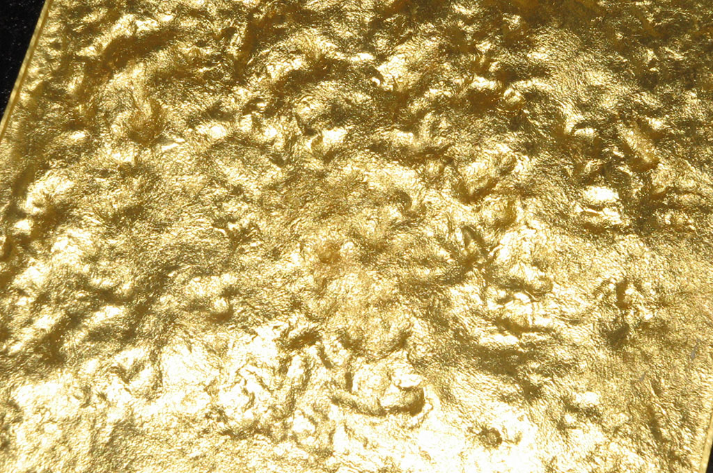 Vetro decorato e dorato con foglia d'oro